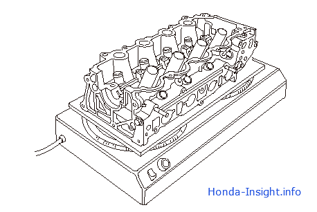 Замена направляющей клапана головки блока цилиндров Honda Insight