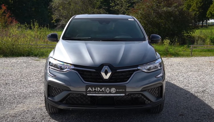 Обзор гибридного автомобиля Renault Arkana E-Tech Hybrid